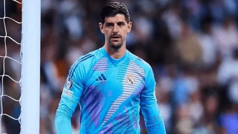 库尔图瓦:嘘声并未太在意 蓝军不会过于责怪门迪