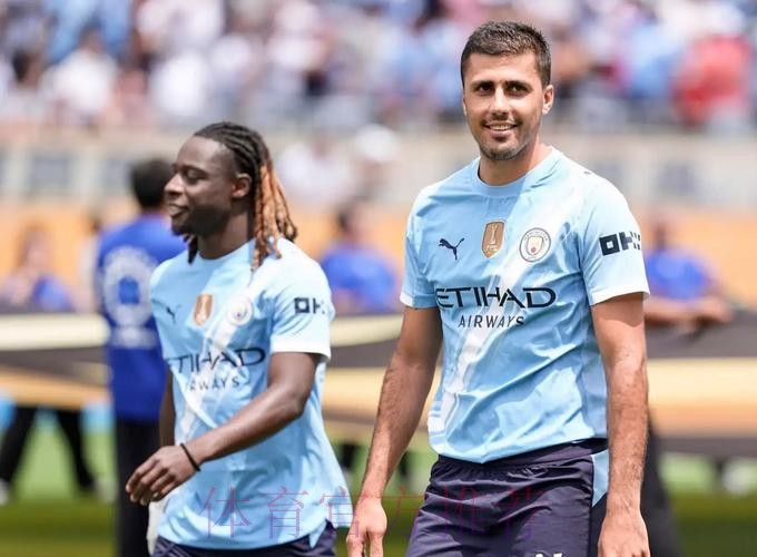 尤文想先租后买奥亚尔 本泽马可能推动他加盟皇马 尤文想先租后买奥亚尔 本泽马可能推动他加盟皇马