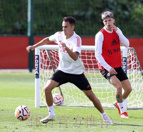 雷吉隆想在夏窗加盟曼联 后者不愿掏3千万转会费 雷吉隆想在夏窗加盟曼联 后者不愿掏3千万转会费